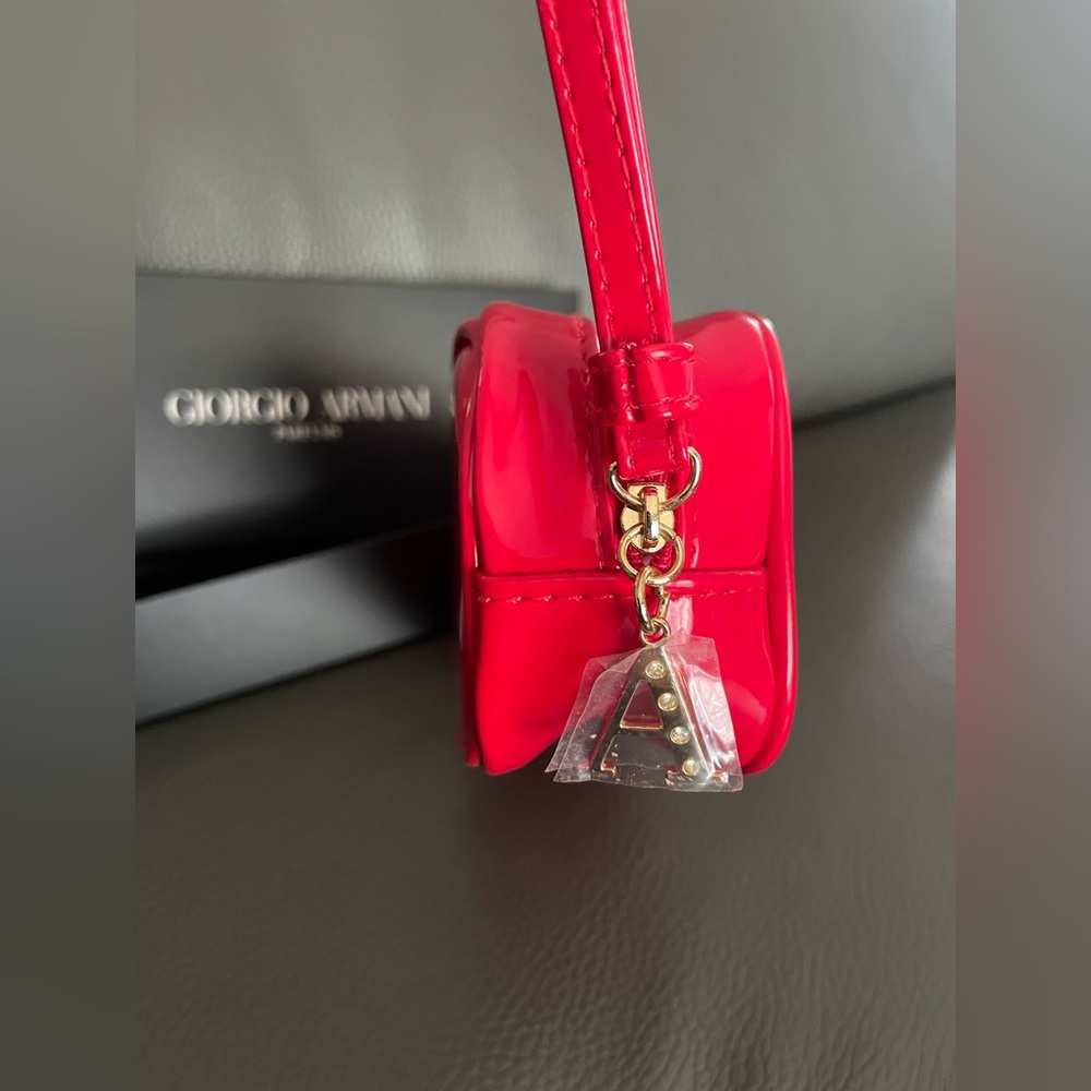 Giorgio Armani Vibrant Red Cosmetic Bag - Picture 16 of 17